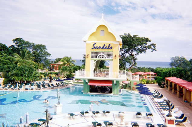 The Manor side pool at Grande Ocho Rios